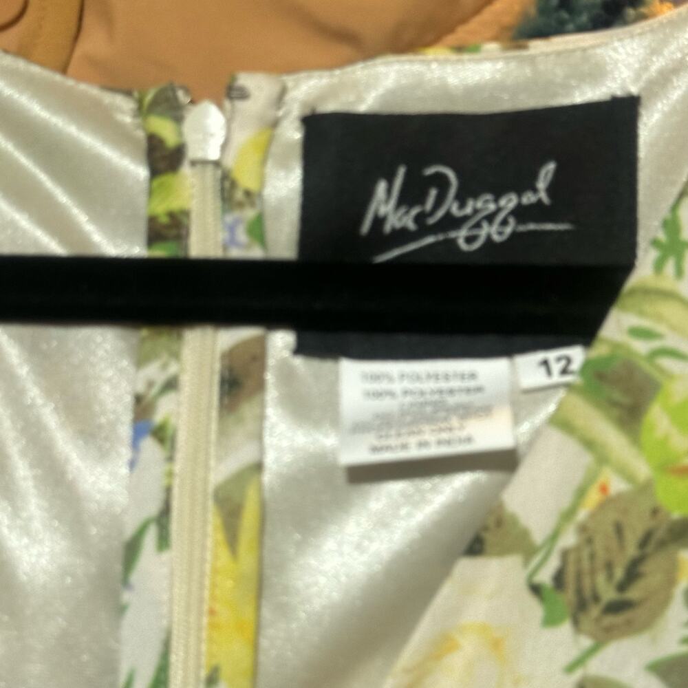 Mac Duggal Floral Print Faux Wrap Flutter Sleeve A-Line Gown Multicolor 12 NWT - Picture 11 of 11
